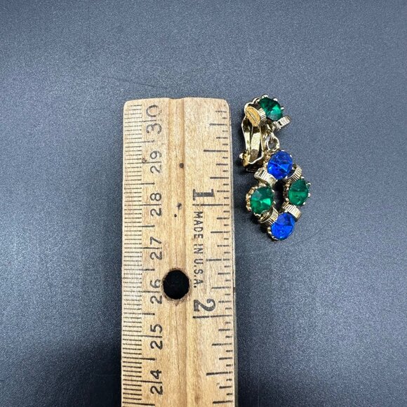 Vintage Clip On Earrings Gold Tone Green Blue Rhinestones Mid Century Jewelry - Picture 7 of 7
